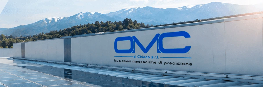 Pannelli fotovoltaici sul tetto dello stabilimento O.M.C.